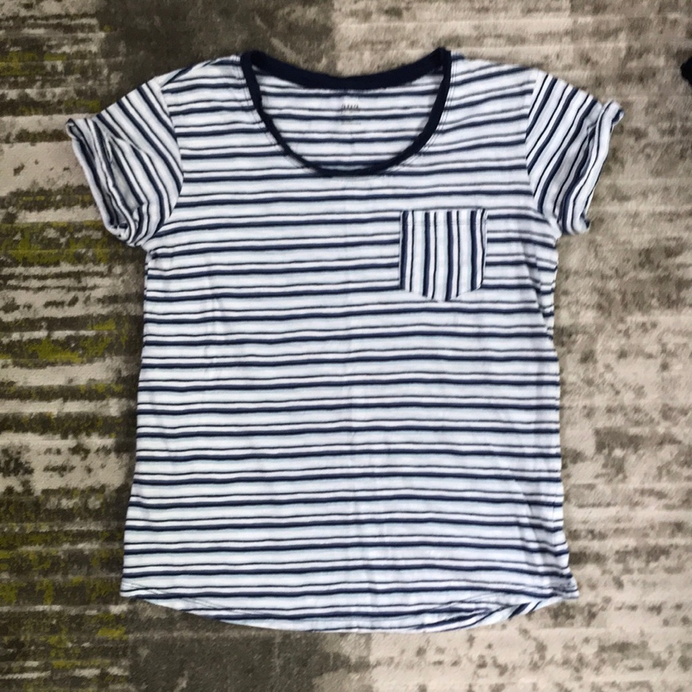 Women’s a.n.a Tee W/ Rolled Sleeves